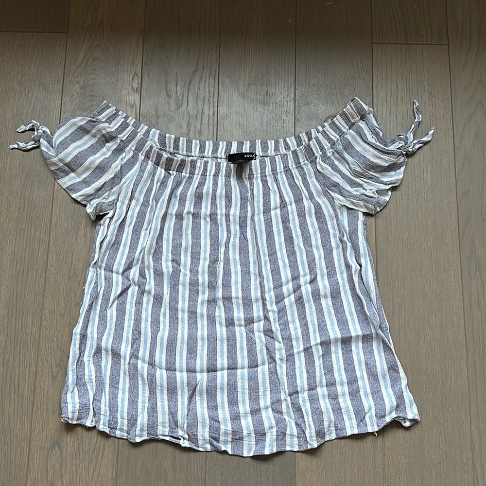 Stripped off the shoulder top